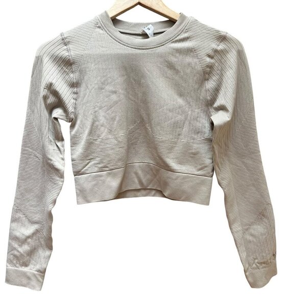 Lot of‎ 2 Missguided & DSG Cropped Long Sleeve Shirt/Sweatshirts Beige & Gray SM - Picture 8 of 13